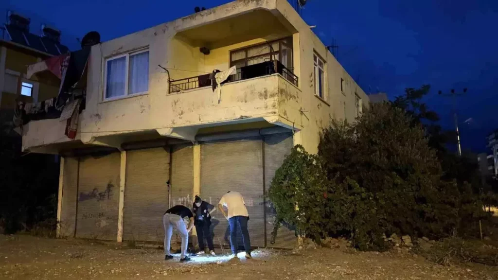 Balkondan Düşen 1,5 Yaşındaki Bebek Ağır Yaralandı