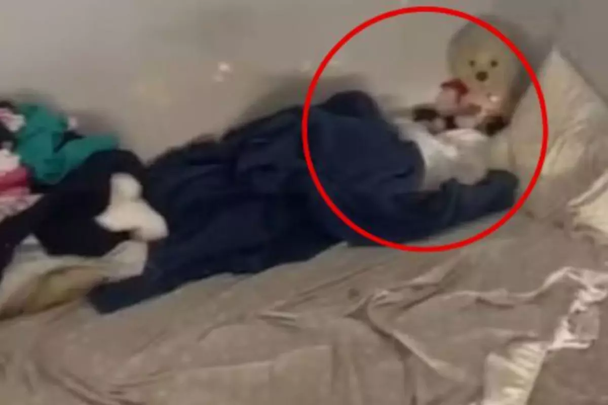 Kız Çocuk Yıllarca Evde Kilitli Tutuldu