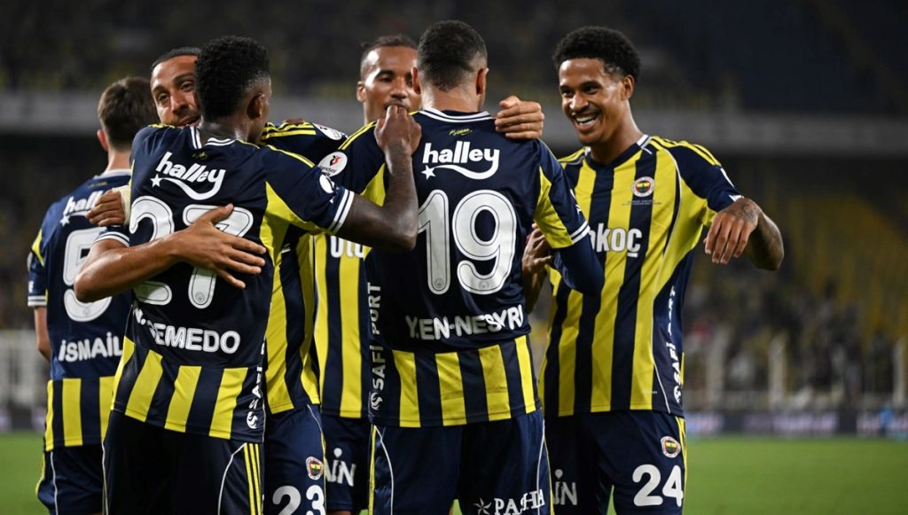 Fenerbahçe, Kasımpaşa deplasmanında moral arayacak