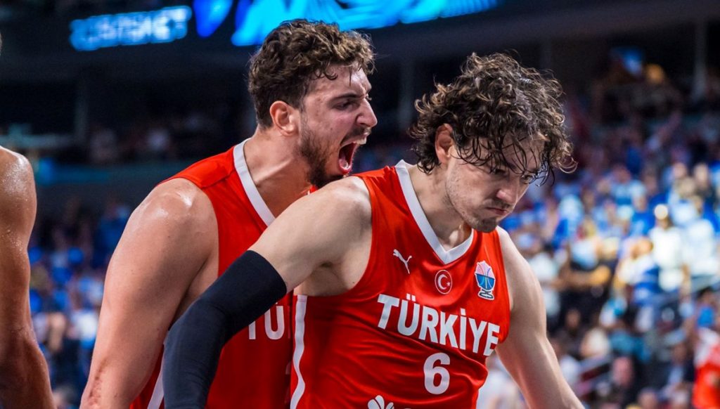 Canlı: Türkiye-Yunanistan (EuroBasket yarı final maçı)