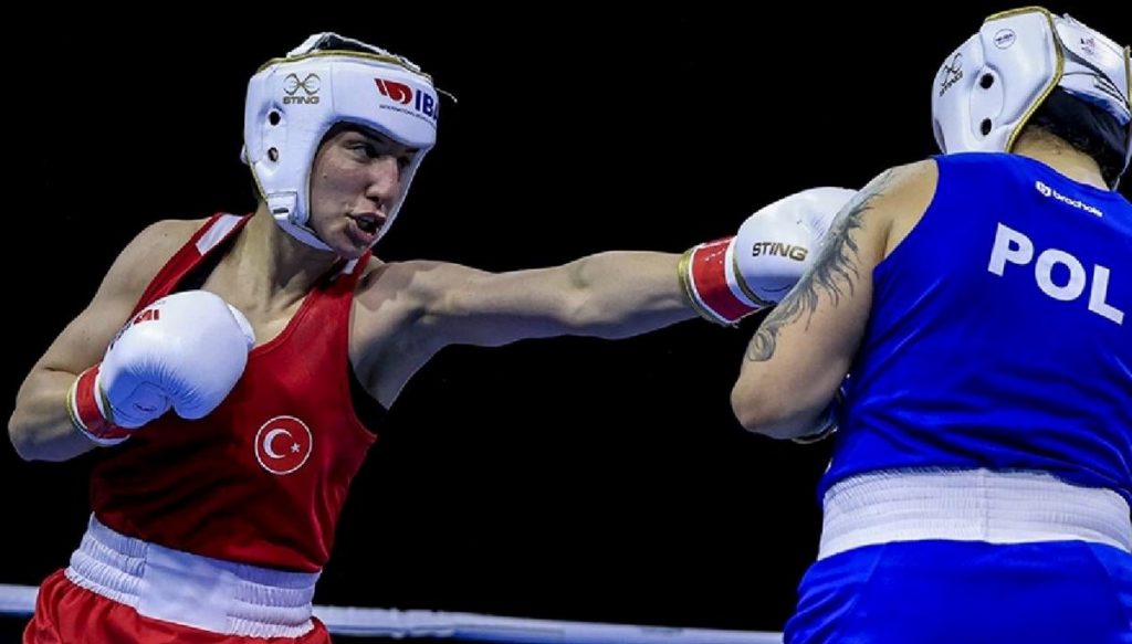 Milli boksör Sema Çalışkan çeyrek finalde