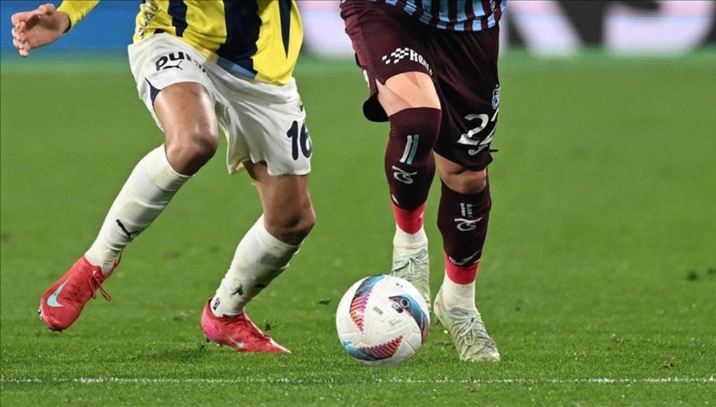 Fenerbahçe-Trabzonspor maçına 12 Dev Adam ayarı: Maçın saati değişti