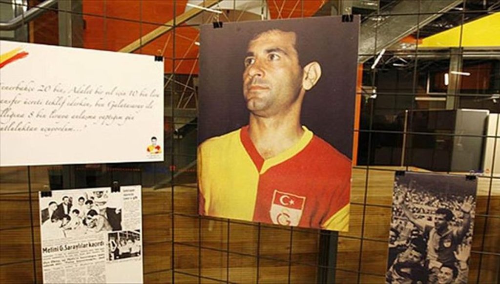 Türk futbolunun “Taçsız Kral”ı Metin Oktay ölüm yıldönümünde anılıyor