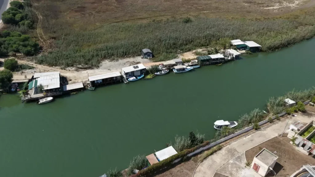 Kaçak Konteyner Yapılarla Acısu Nehri’nin İşgali