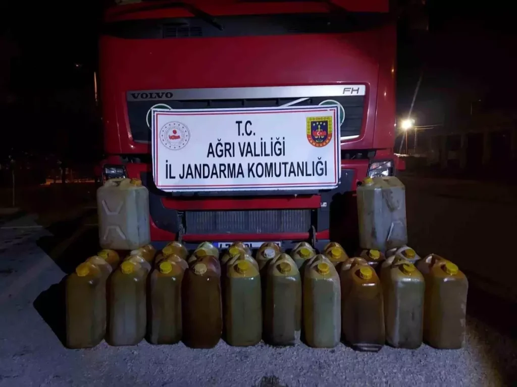 Ağrı’da Kaçak Akaryakıt ve Sigara Operasyonu