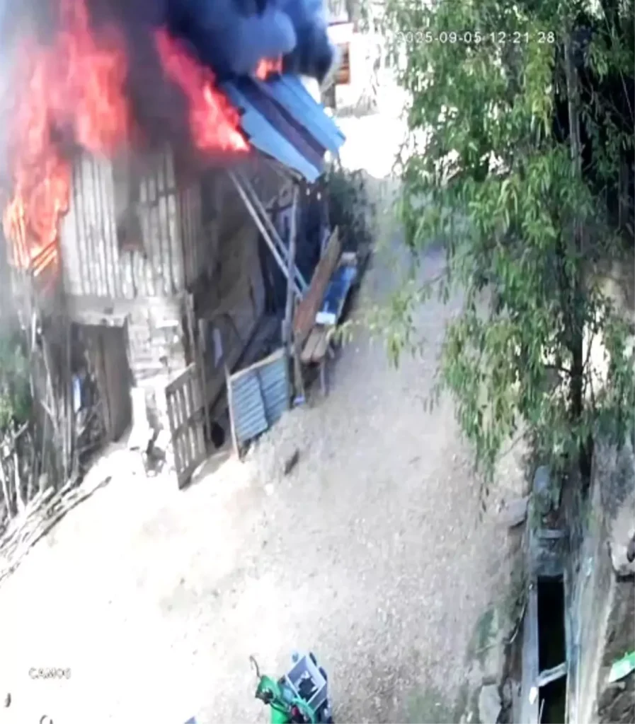 Ahşap Evde Çıkan Yangın Güvenlik Kamerasında