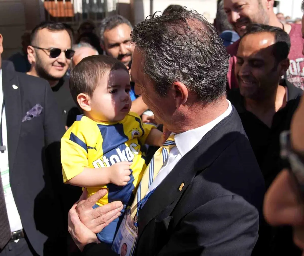 Fenerbahçe’de Ali Koç’a Kongre Üyelerinden Yoğun İlgi