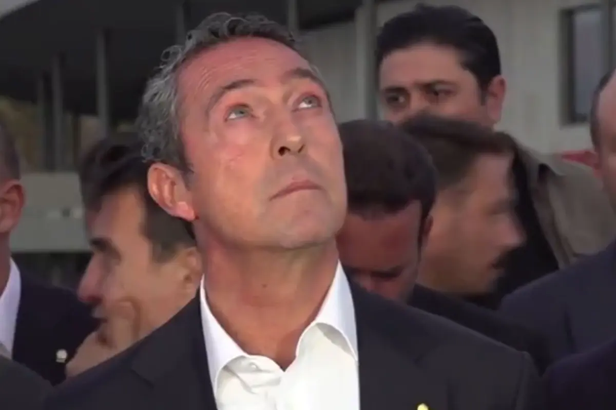 Fenerbahçe Başkanı Ali Koç’un Ezanlı Çıkışı Gündemde