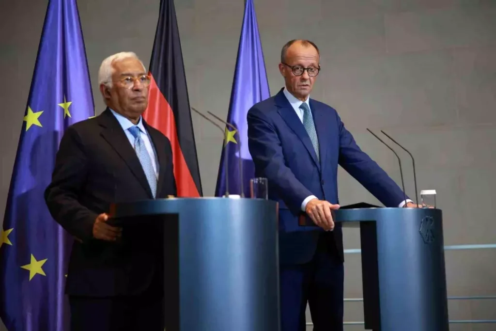 Almanya’dan Polonya Hava Sahası Açıklaması