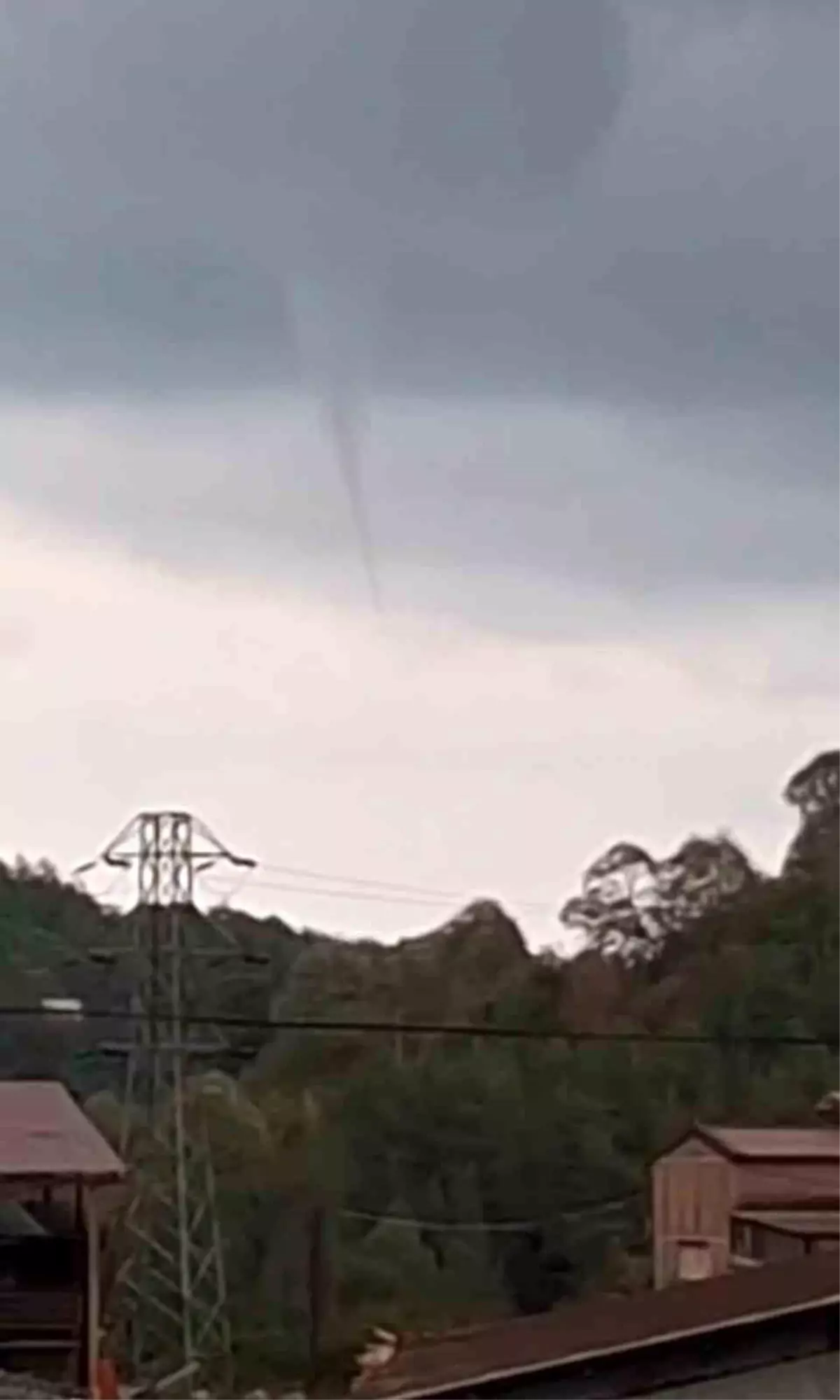 Amasra’da Hortum Korku ve Paniğe Yol Açtı