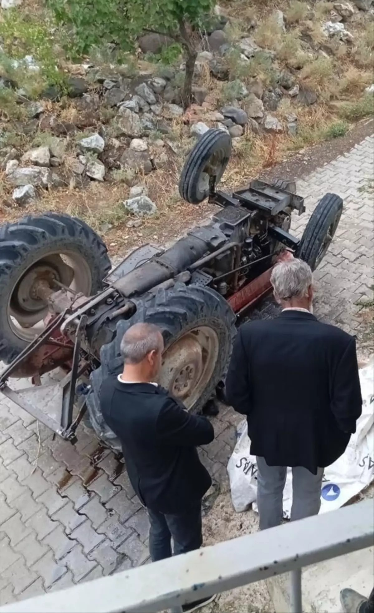 Traktör Kazasında 70 Yaşındaki Sürücü Hayatını Kaybetti