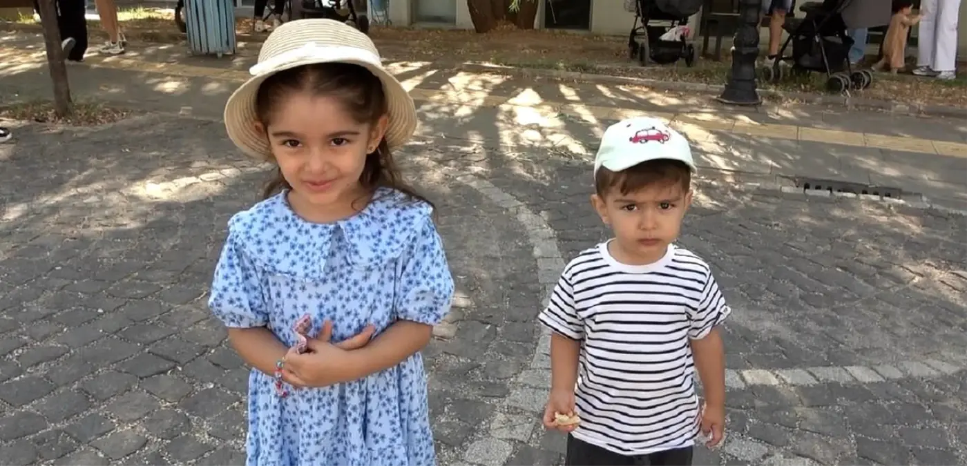 Sınav Günü Tunceli’de Aileler ve Çocuklar Bir Arada