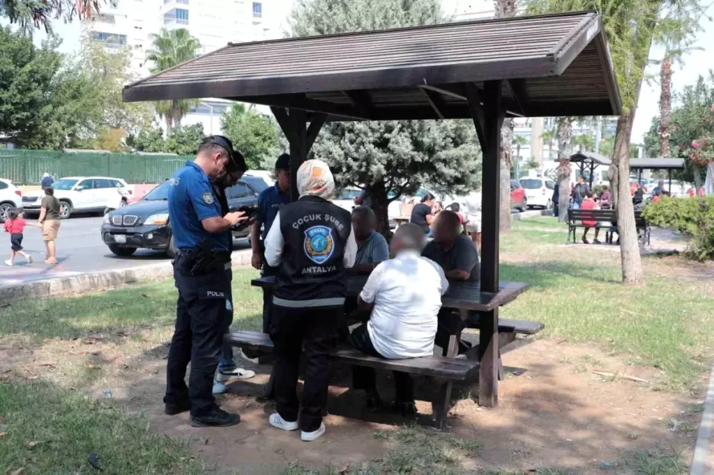 Antalya’da Okul Çevrelerinde Geniş Kapsamlı Denetim