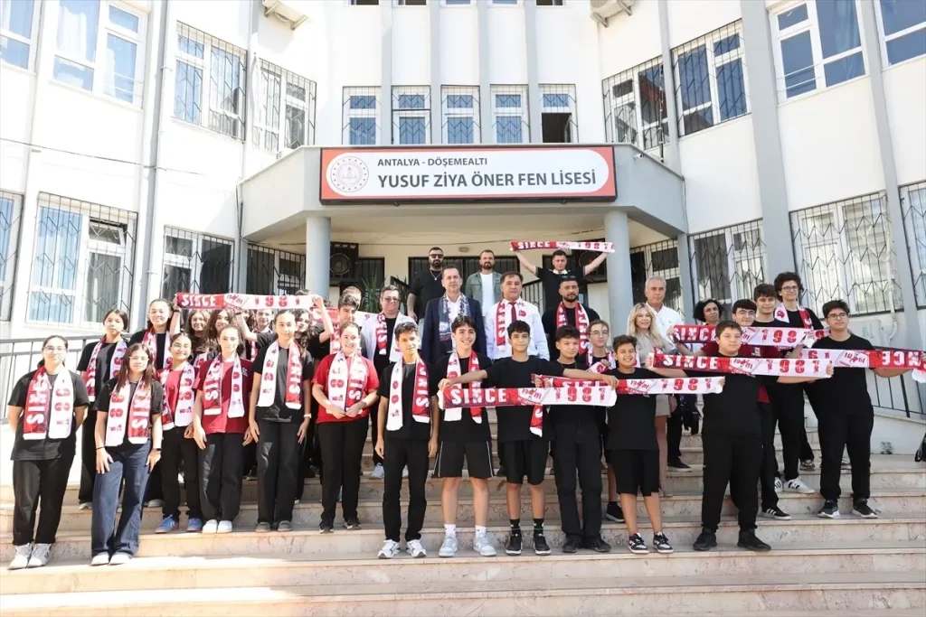 Antalya’da “Zilsiz Okul” Uygulaması Başlatıldı