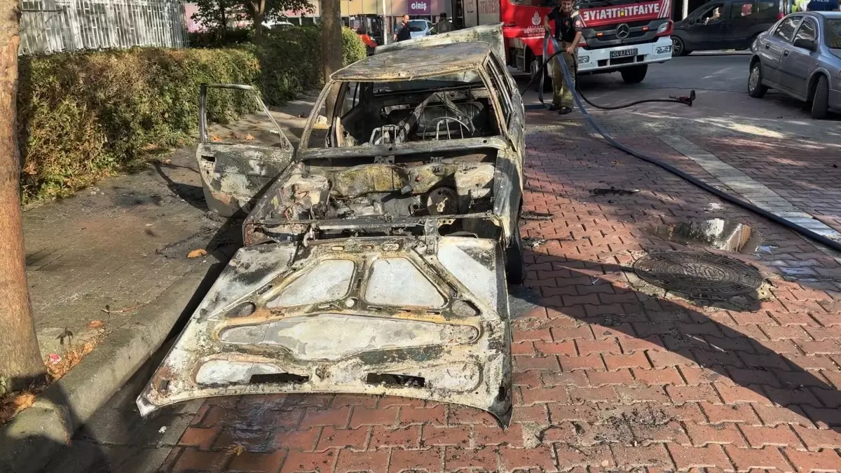 AVCILAR’da Otomobil Yangını