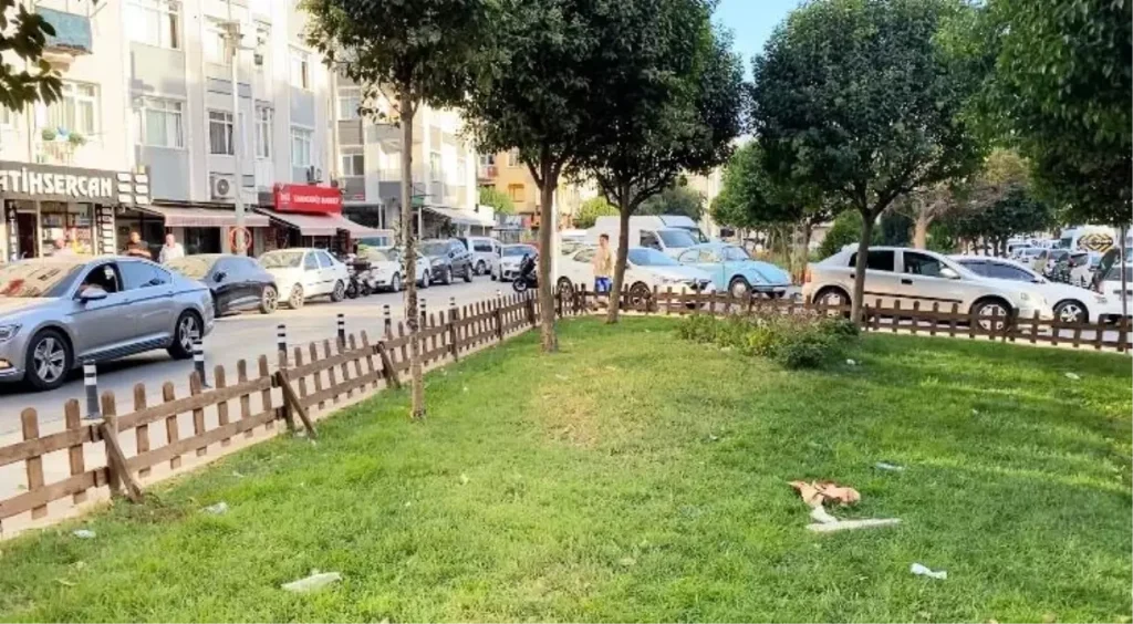 Bahçelievler’de Kız ve Annesi İki Kişiyi Bıçakladı