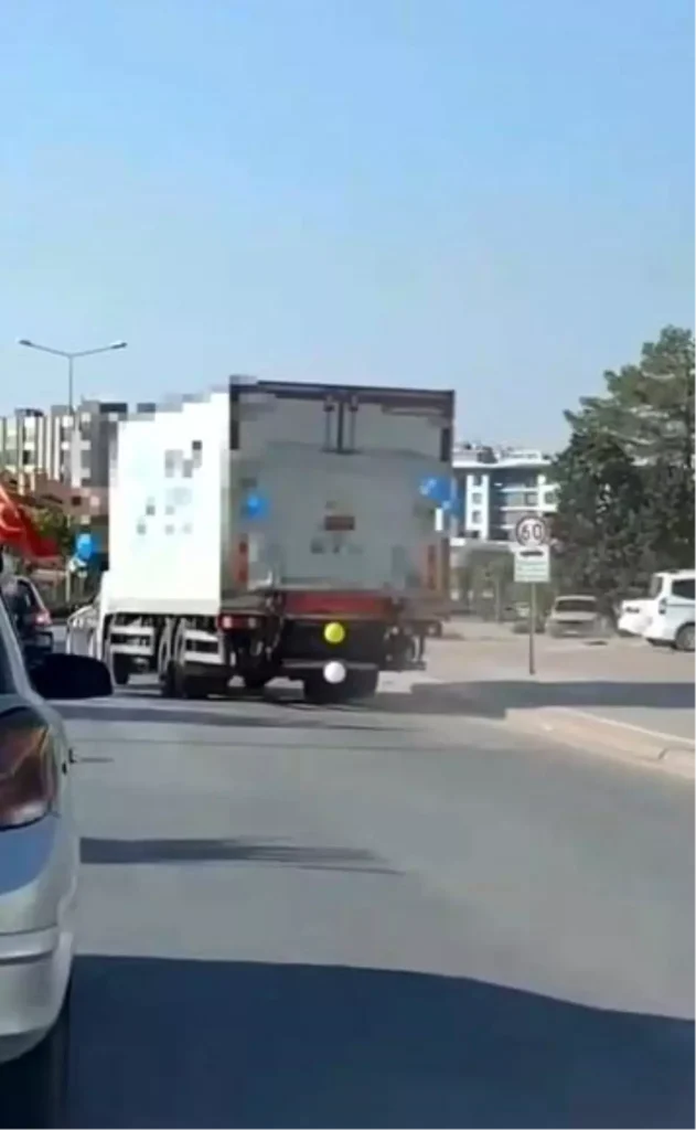 Tehlikeli Kamyon Sürüşü Güvenlik Endişelerini Artırdı