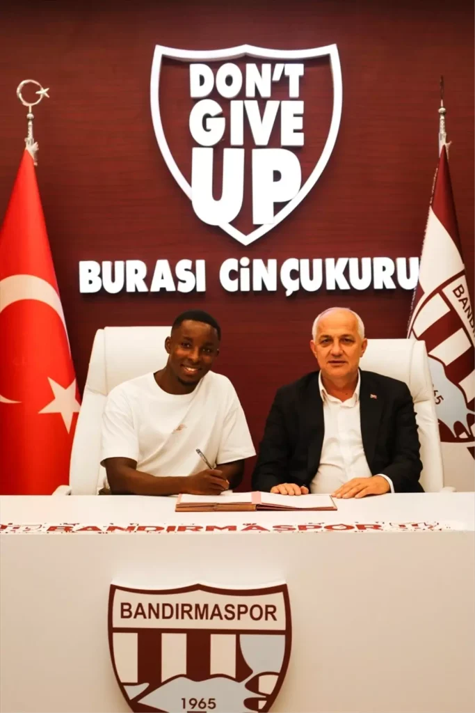Bandırmaspor Yeni Nijeryalı Kanat Oyuncusu İle Anlaştı