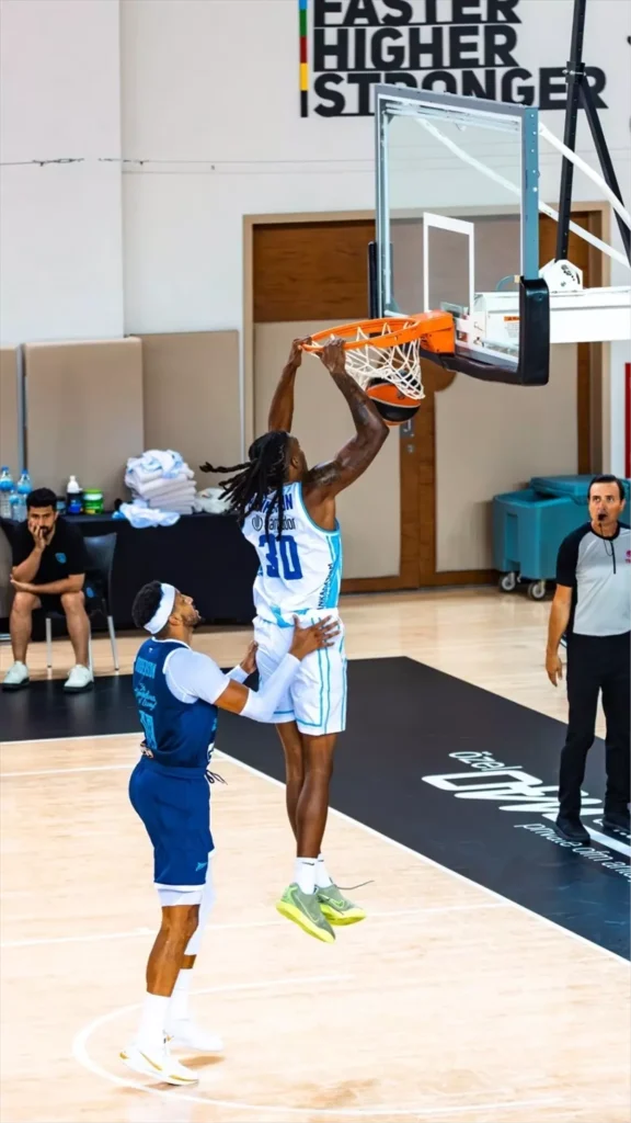 Türk Telekom, Zenit’i Gloria Pre-Season Games’de Yendi