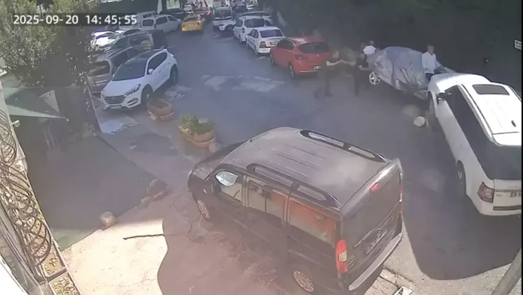 Beyoğlu’nda Cip Sürücüsünün Kaza İddiası