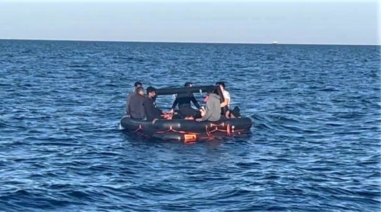 Çanakkale’de 23 Kaçak Göçmen Kurtarıldı