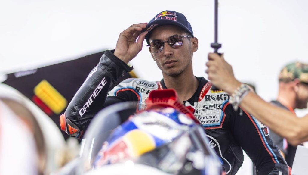 Toprak Razgatlıoğlu, Fransa’da “3’te 3” yaptı