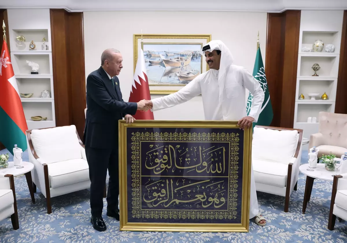 Erdoğan’dan Katar Emiri ile Stratejik Görüşme