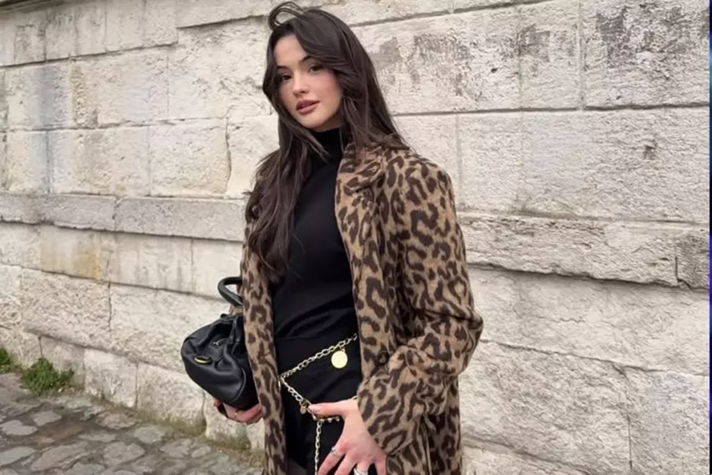 Yeni Projeyle İzleyici Karşısında: Derya Pınar Ak