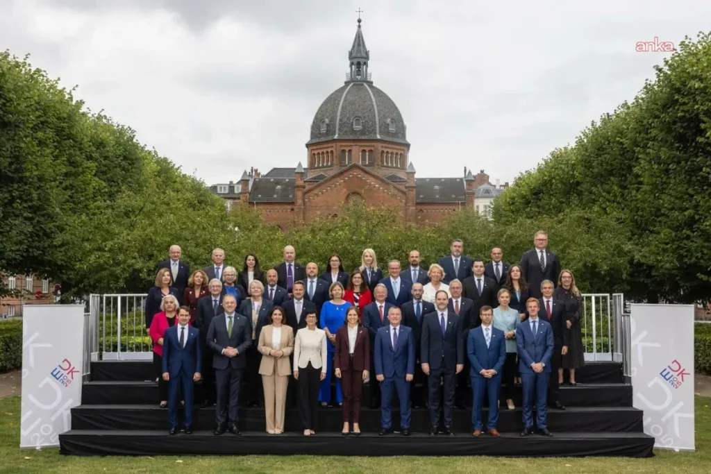 “Türkiye’nin AB Üyelik Süreci Masaya Yatırıldı”