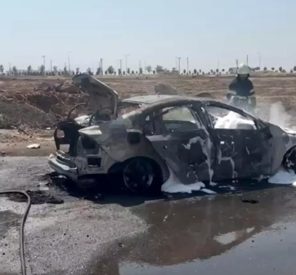 Araç Alevlerinde İtfaiyenin Hızlı Müdahalesi