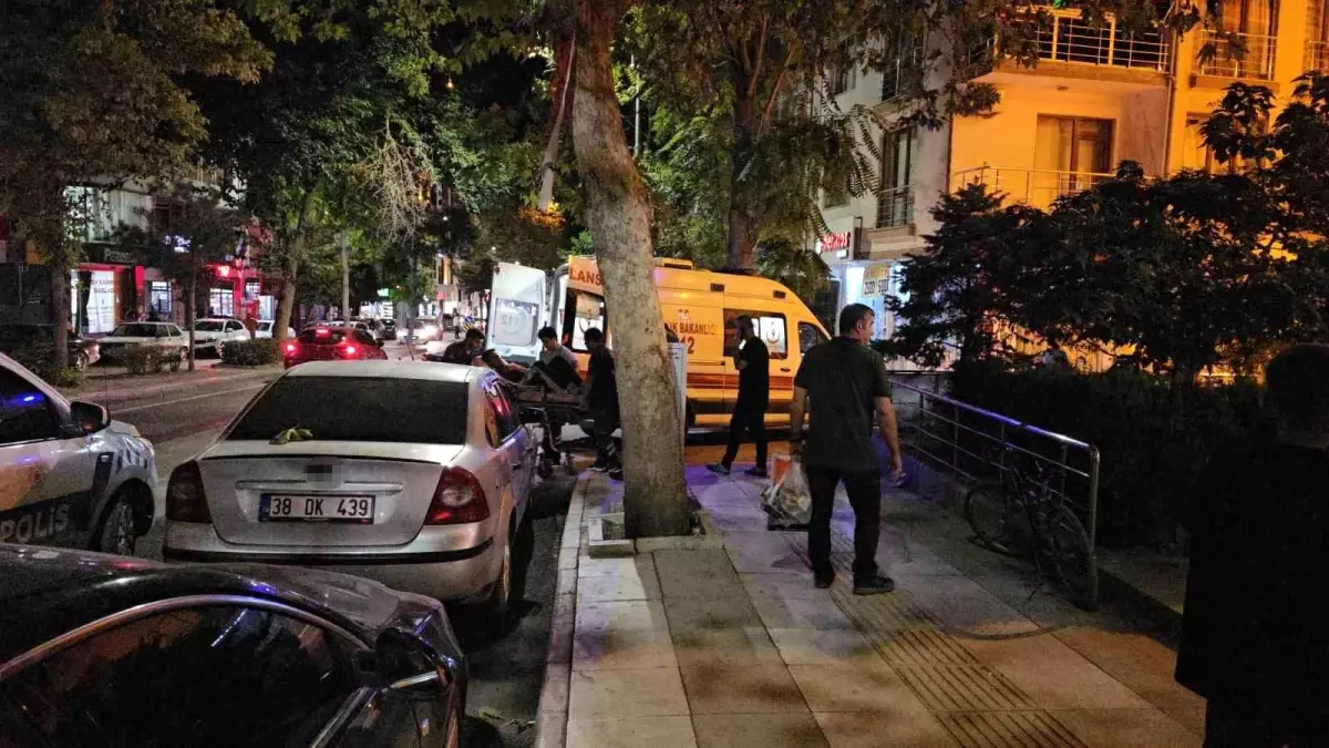 Elazığ’da Bıçaklı Kavga: 1 Yaralı