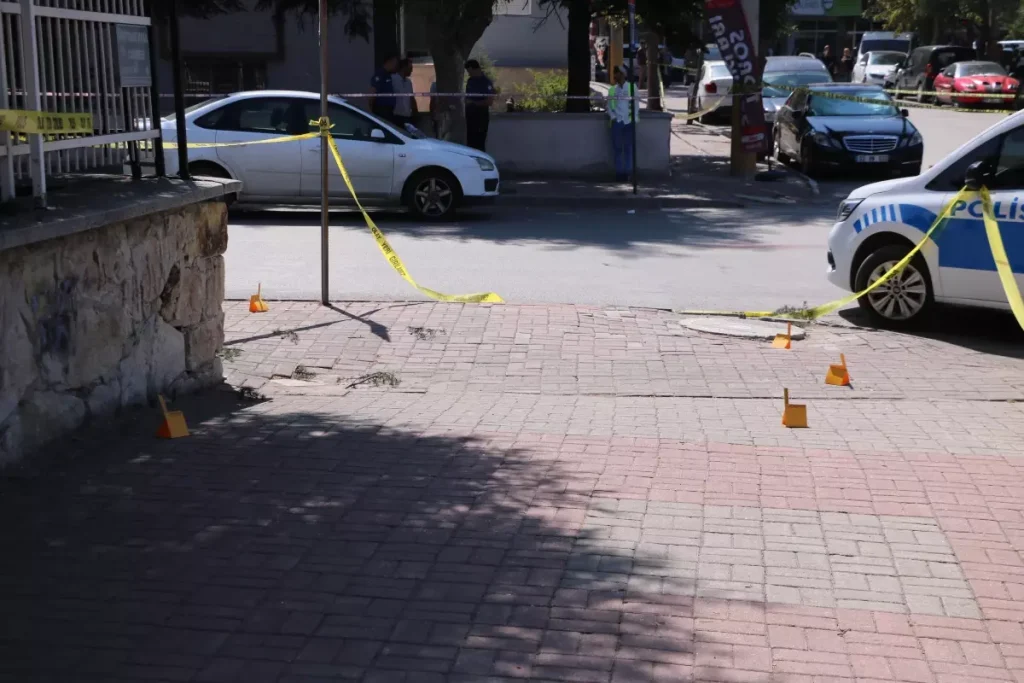 Aile Trajedyisi: Boşanma Kavgası Kanlı Bitti