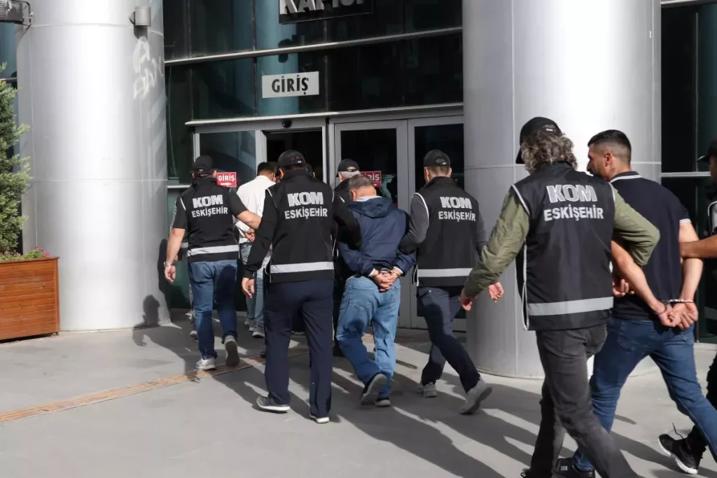 “Tefecilik Operasyonu: 10 Şüpheli Gözaltında”