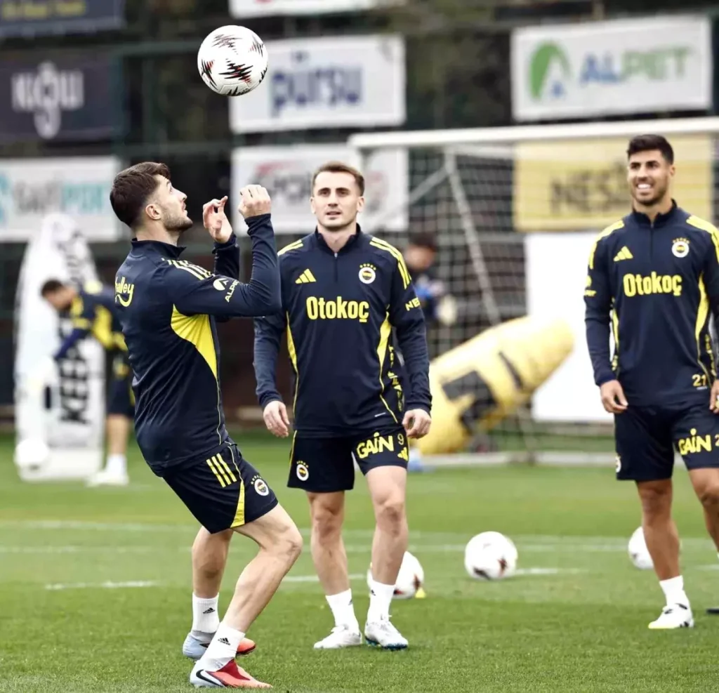 Fenerbahçe, UEFA Avrupa Ligi 2. Hafta Maçına Hazırlanıyor