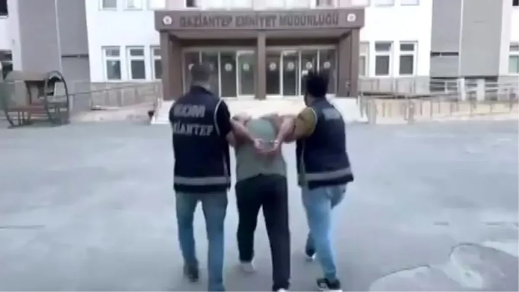 Gaziantep’te Büyük Silah Operasyonu: 13 Tabanca Ele Geçirildi