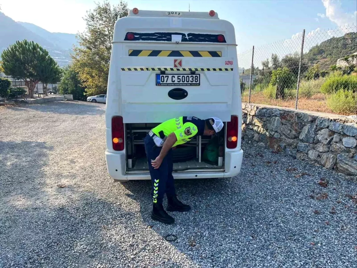 Antalya’da Okul Servislerine Sıkı Denetim