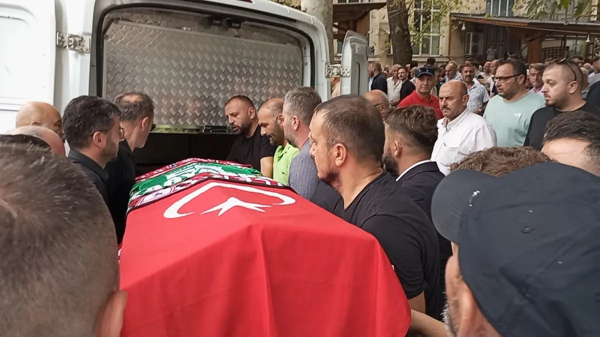Tirebolu’daki Silahlı Kavgada Ölen Samsunspor Taraftarı Toprağa Verildi