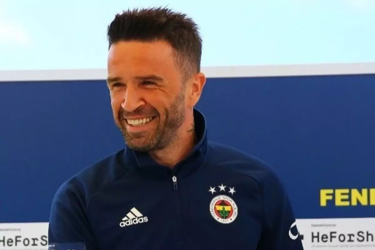 Fenerbahçe’de Yeni Era: Tedesco ve Gönül Bir Arada