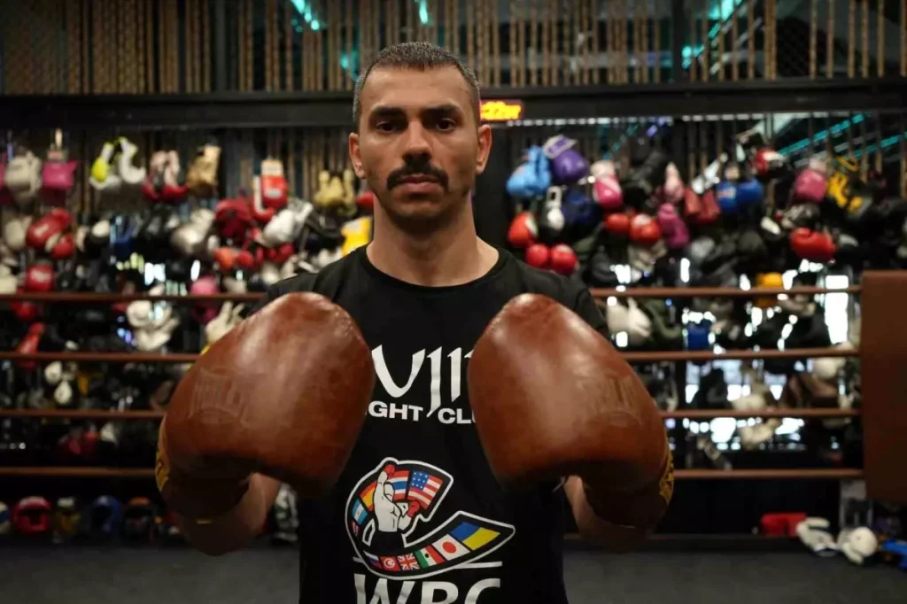 Polis Memurundan Ringlere Çıkıyor: Ilgar Çelik