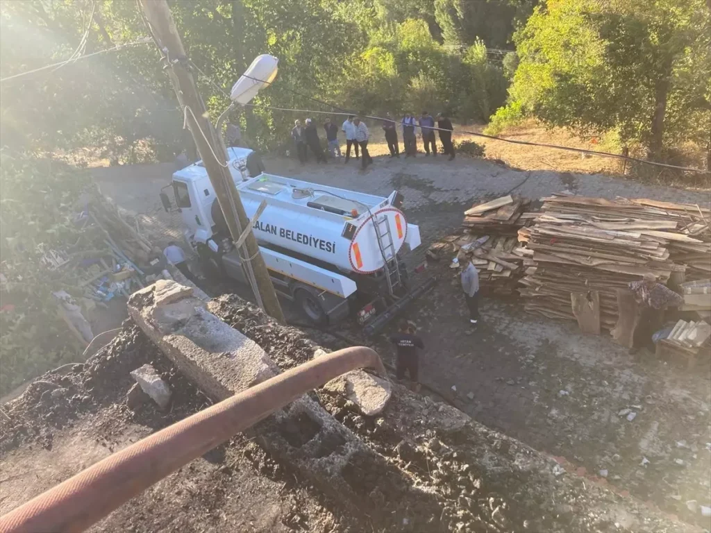 Bitlis’te Ev Yangını Kontrol Altına Alındı
