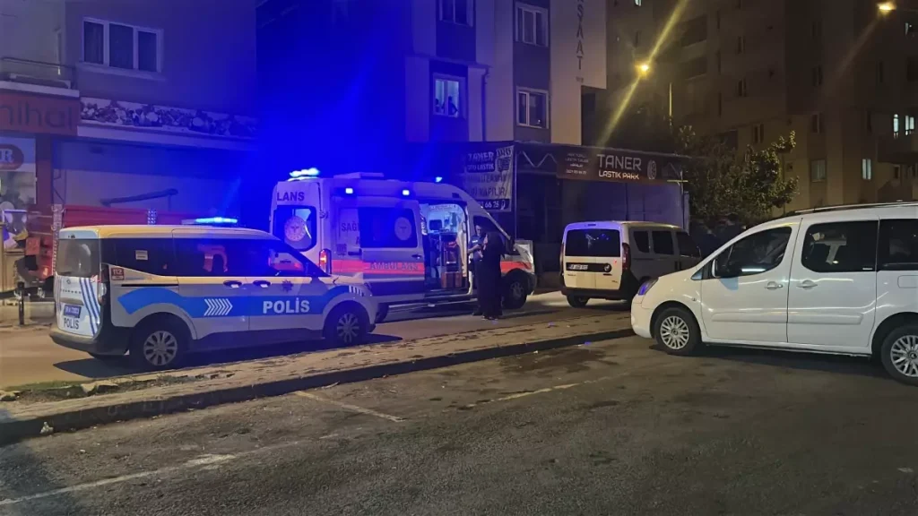 Çocukların Bulunduğu Otomobilde Çakmak Gazı Patladı