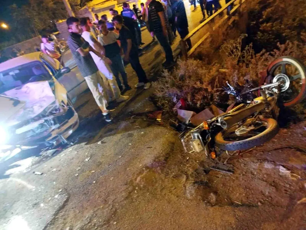 Iğdır’da Otomobil ile Motosiklet Çarpıştı: 3 Yaralı