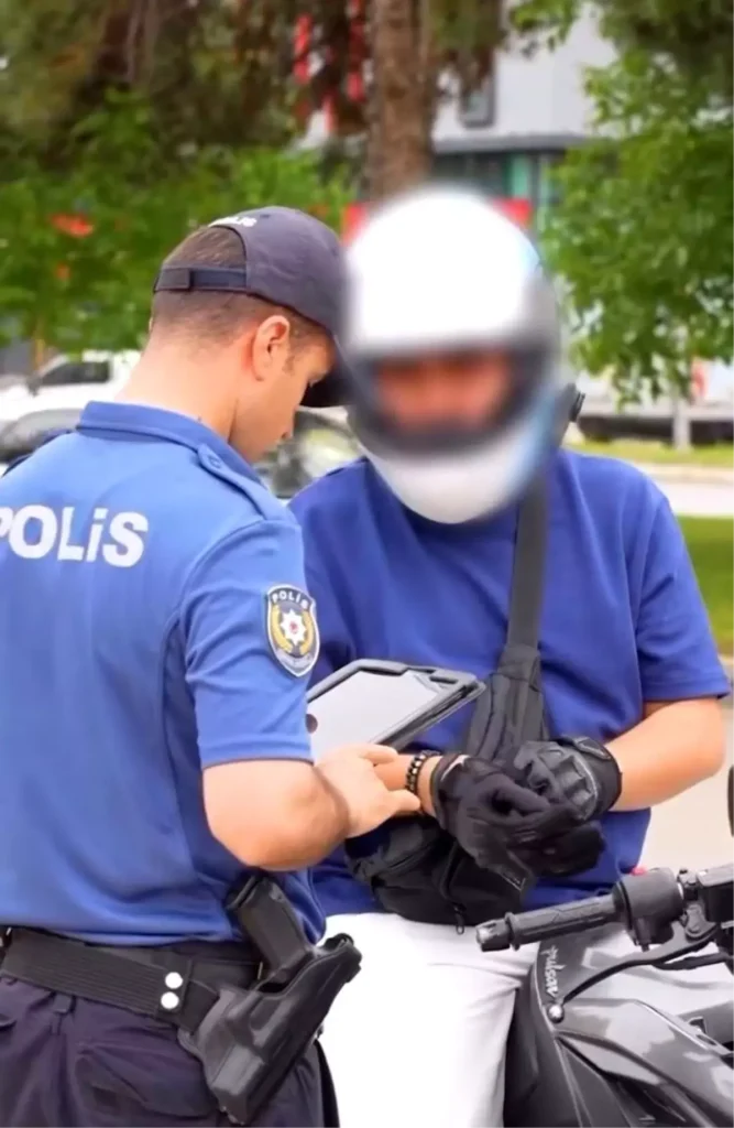 Isparta’da Polis Denetimlerinde 9 Aranan Şahıs Yakalandı