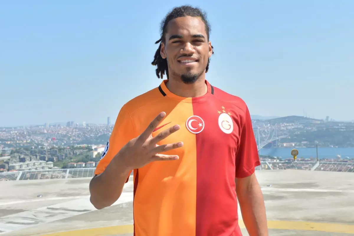 Beşiktaş, Denayer İçin Görüşmelere Başladı