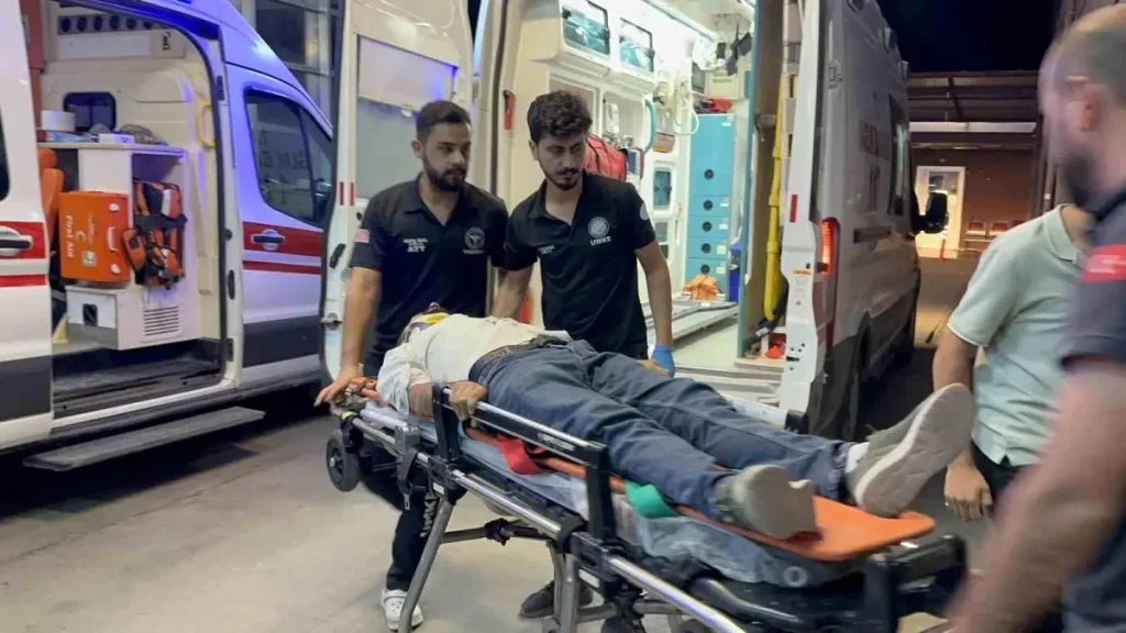 Kavgayı Ayırmak İsteyen Kişi Darp Edildi