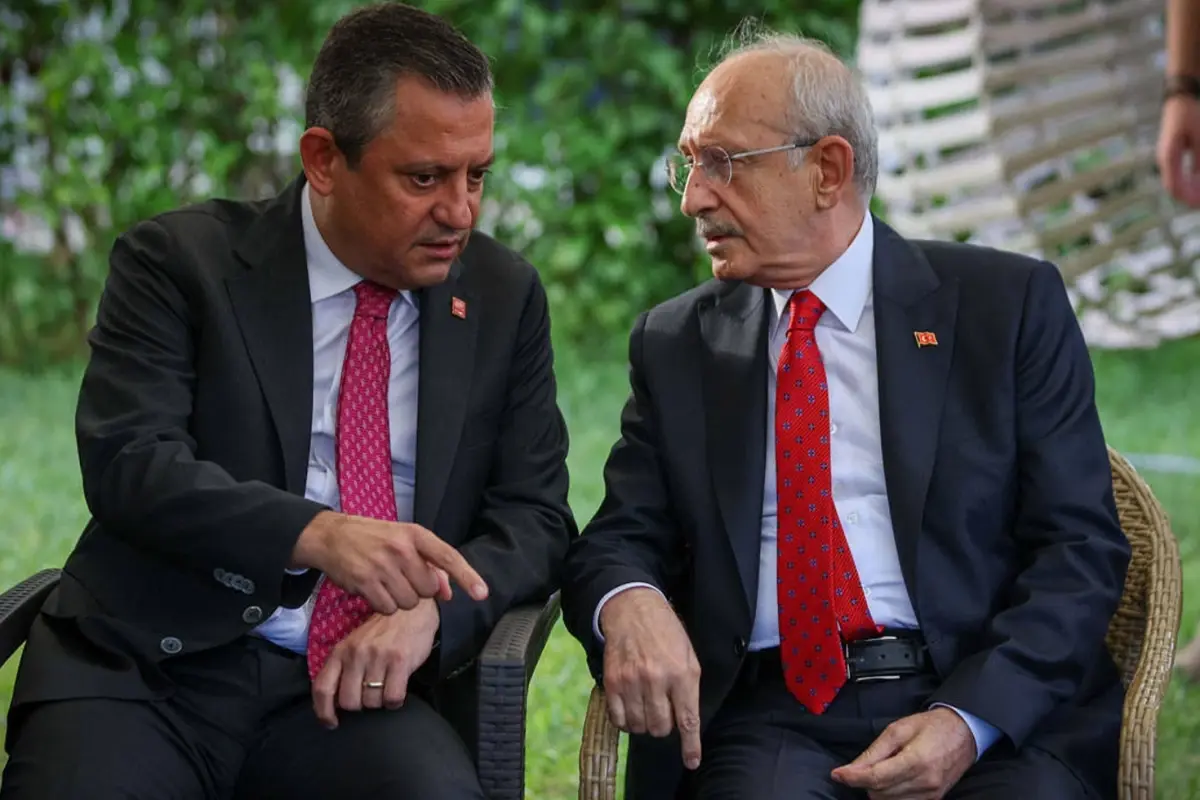 CHP’de Sürpriz Görüşme: Özel ve Kılıçdaroğlu Buluşuyor