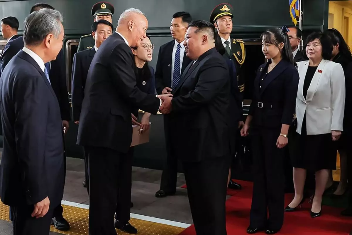 Kim Jong-un’un 12 Yaşındaki Varisi Tartışma Yarattı