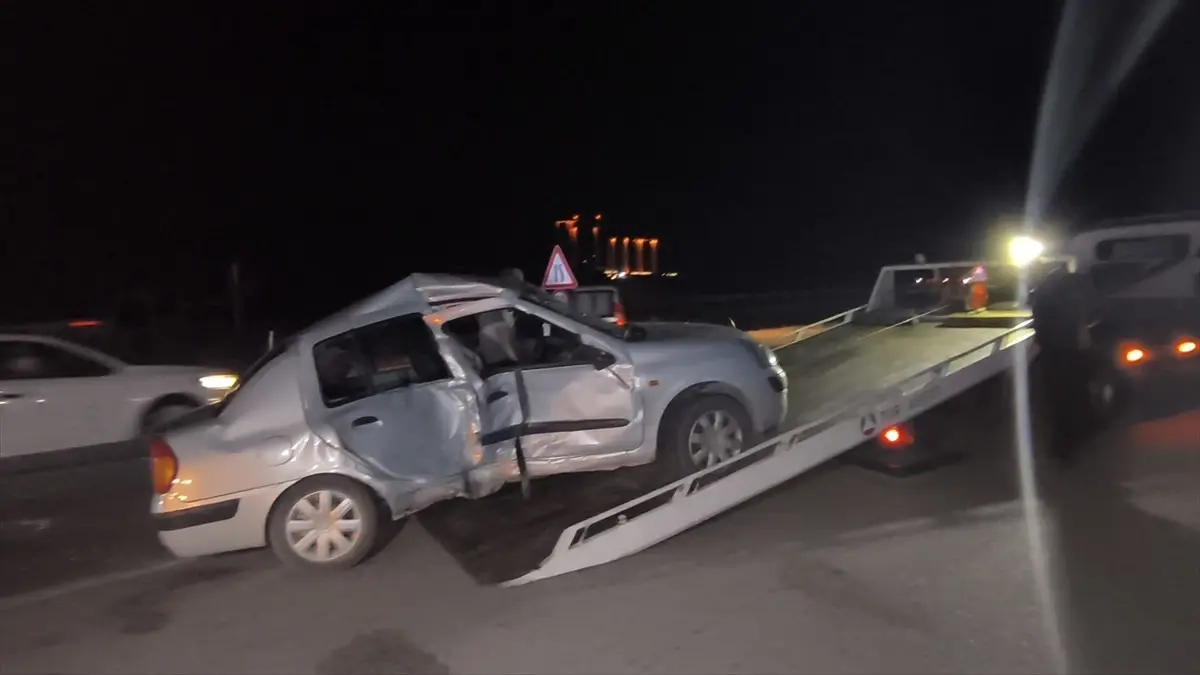 Kırıkkale’de Tır ile Otomobil Çarpıştı: 6 Yaralı