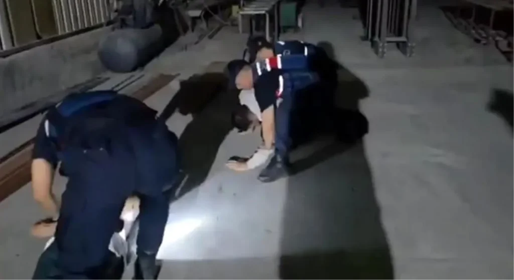 Adana’da Skunk Yetiştiren Şüphelilerden Biri Tutuklandı