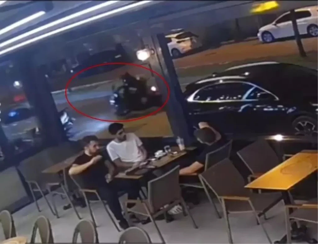 Motosiklet Kazasında Genç Sürücü Yere Savruldu